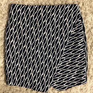 LOFT Asymmetrical Navy & White Geo Mini Skirt